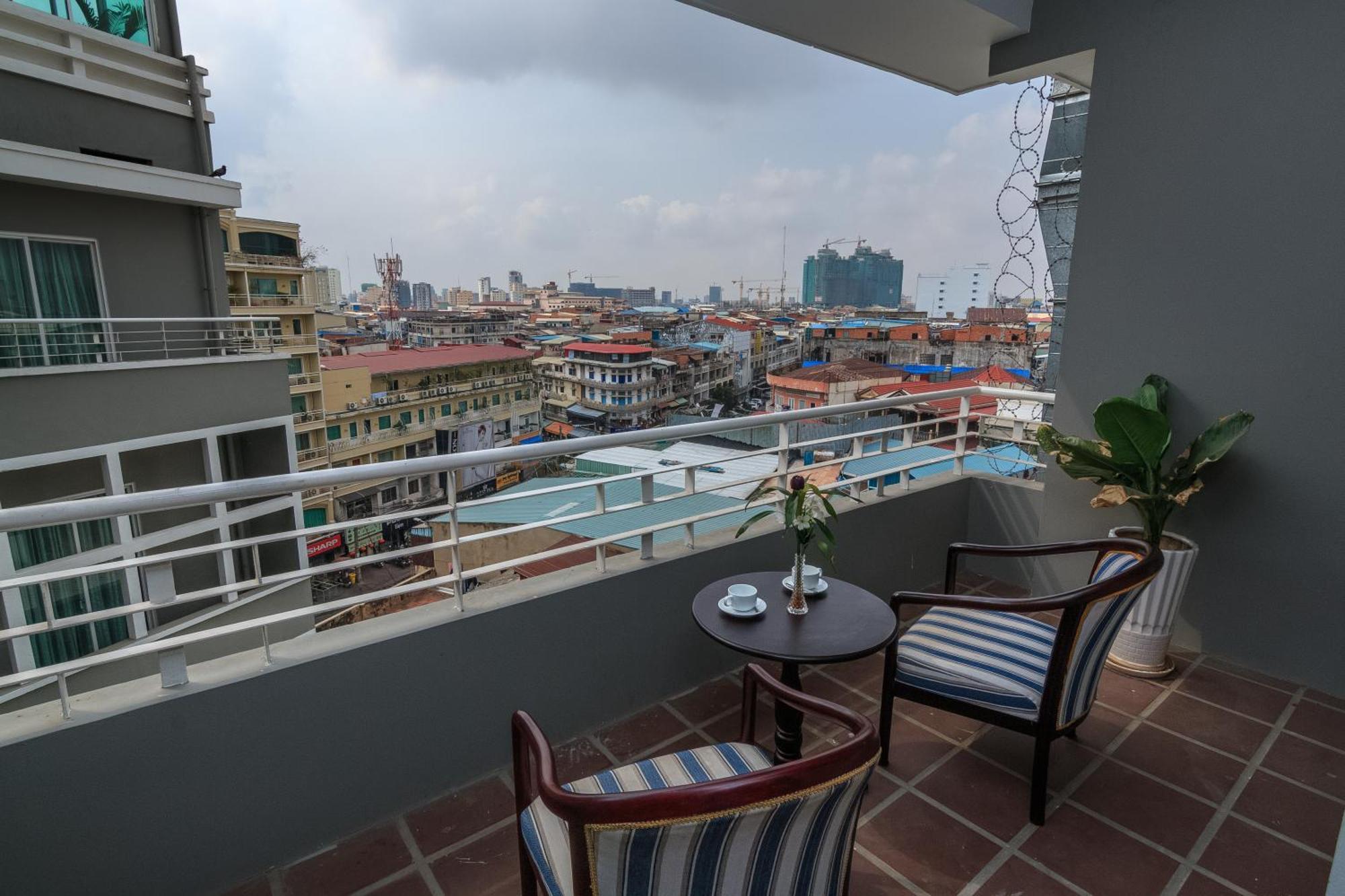 Paradise Hotel Phnom Penh Ruang foto